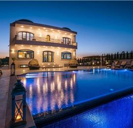 6 bedroom luxury villa with pool near Agia Pelagia, sleeps 12
